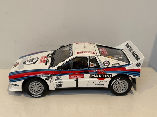 Kyosho maßstab lancia - 1:18,